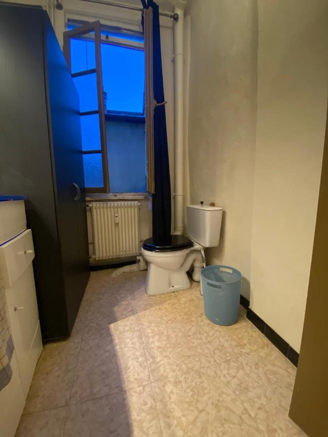 Emplacement Ideal : Studio Au Coeur De Dijon Disponible En Location Appartement Buitenkant foto