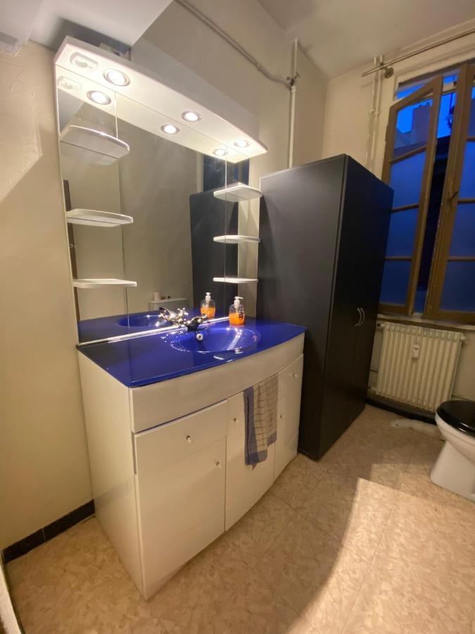 Emplacement Ideal : Studio Au Coeur De Dijon Disponible En Location Appartement Buitenkant foto
